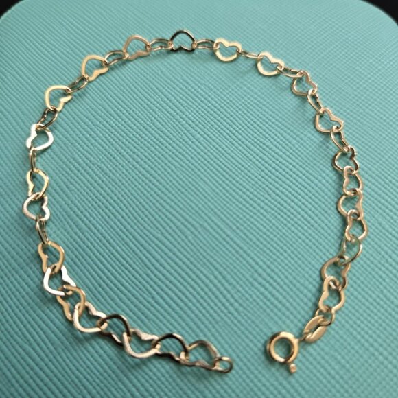 Jewelry - 18k Bracelet openheart link design